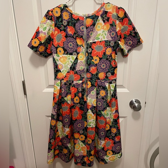 Lularoe Amelia dress floral - Picture 2 of 2